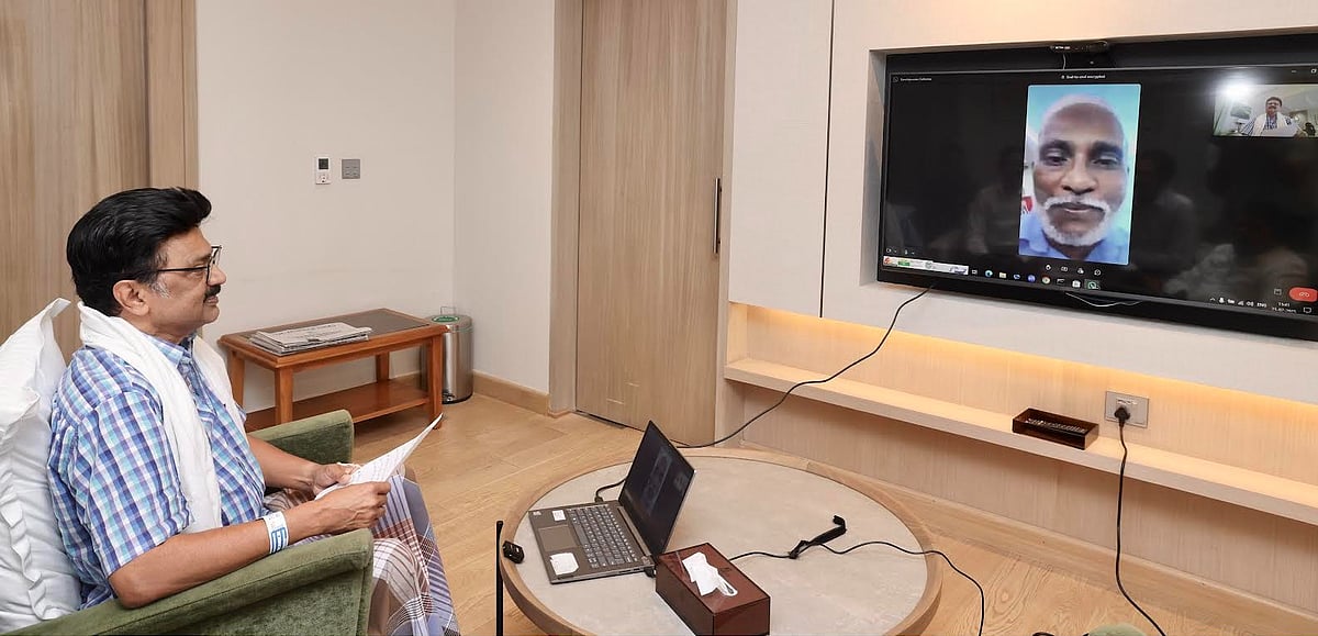  “உங்களுடன் ஸ்டாலின்” திட்டப் பணிகள்! : மருத்துவமனையிலிருந்து ஆய்வு செய்த முதலமைச்சர் மு.க.ஸ்டாலின்!