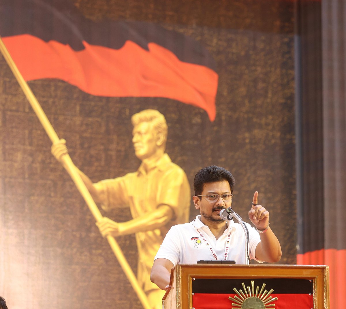  “நீங்கள் முதலில் பாஜகவிடமிருந்து, அதிமுக-வை மீட்டெடுங்கள்” : பழனிசாமிக்கு, துணை முதல்வர் பதிலடி!