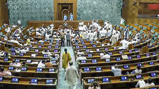 ஒரு வாரமாக நடைபெறாத விவாதம்... நாடாளுமன்ற ஜனநாயகத்துக்கு துரோகம் செய்யும் ஒன்றிய பாஜக அரசு : முரசொலி !