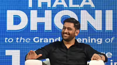 5 ஆண்டு கிரிக்கெட் ஆடும் அளவு கண் நன்றாக இருக்கிறது... ஆனால் உடல் ? - ஓய்வு குறித்து தோனி கூறியது என்ன ? 