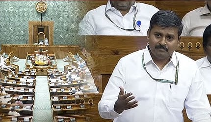 “இரயில்வே கிராஸிங்களில் விபத்துகளை தடுக்க துரித நடவடிக்கை என்ன?” : திமுக எ.பி.க்கள் அடுக்கடுக்கான கேள்வி!