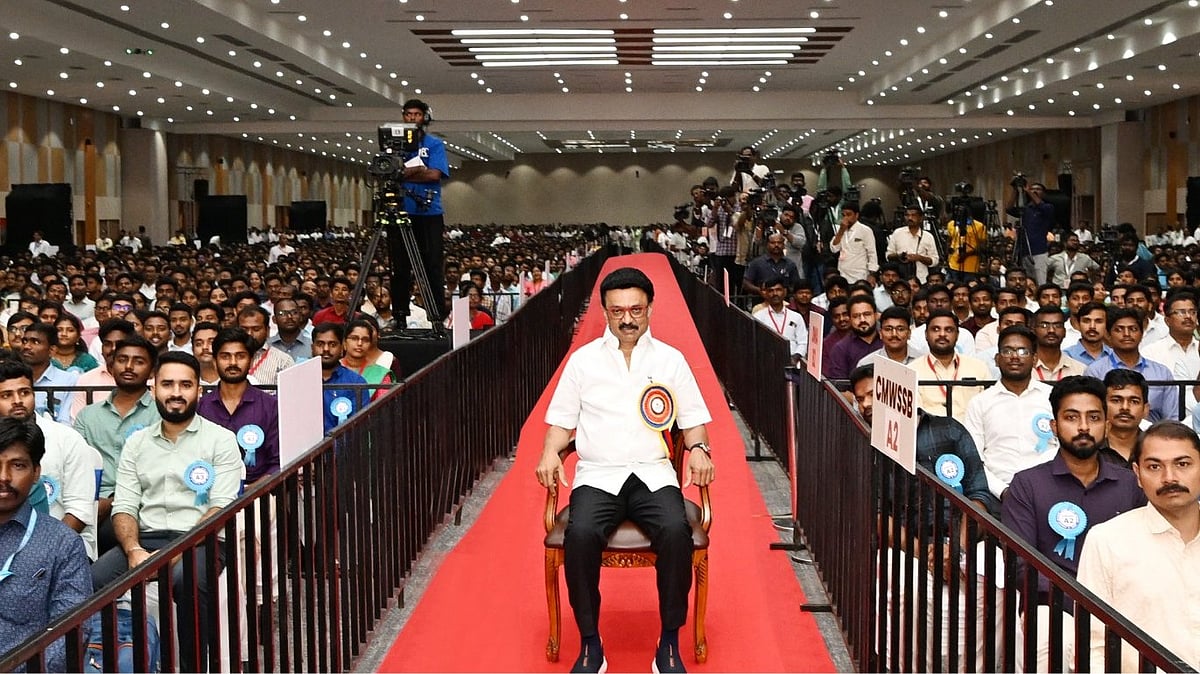 தமிழ்நாட்டில் 2,538 இளைஞர்களுக்கு அரசுப்பணி நியமனம்! : முதலமைச்சர் மு.க.ஸ்டாலின் வழங்கினார்! 