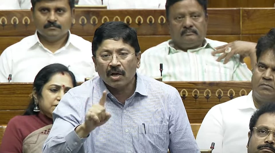 "மக்களின் நம்பிக்கையை மீட்டெடுக்க ஒன்றிய அரசு எடுத்த நடவடிக்கை என்ன ?" - திமுக MP தயாநிதி மாறன் கேள்வி ! 