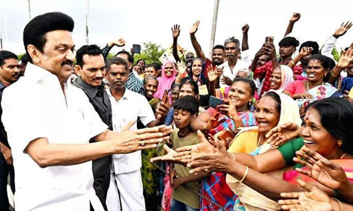 திராவிட மாடல் அரசின் புரட்சிகரமான திட்டங்கள்... மற்ற மாநிலங்களுக்கு சிறந்த உதாரணமாகத் திகழும் தமிழ்நாடு!