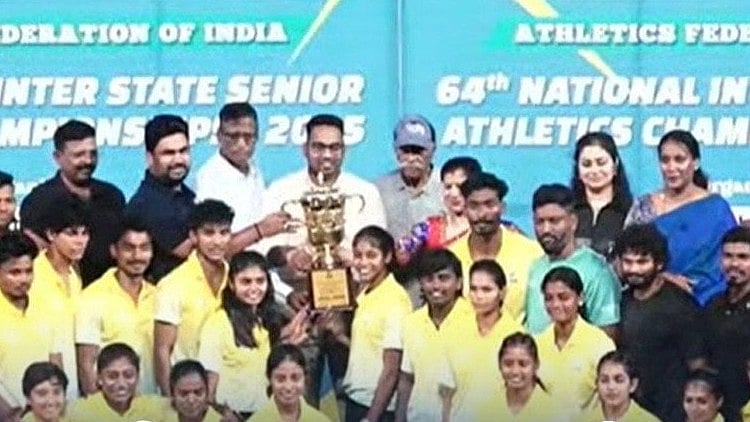 சென்னையில் நடைபெற்ற தேசிய சீனியர் தடகள சாம்பியன்ஷிப் : சாம்பியன் பட்டம் வென்ற தமிழ்நாடு ! 
