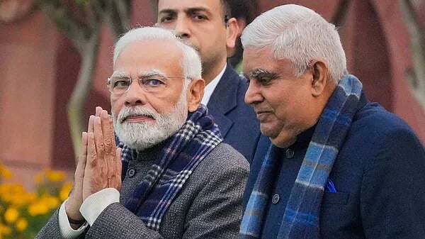 ஜெகதீப் தன்கரின் அரசு இல்லத்தை காலி செய்ய ஒன்றிய அரசு உத்தரவு... புதிய வீடு ஒதுக்கப்படாததால் அதிர்ச்சி ! 