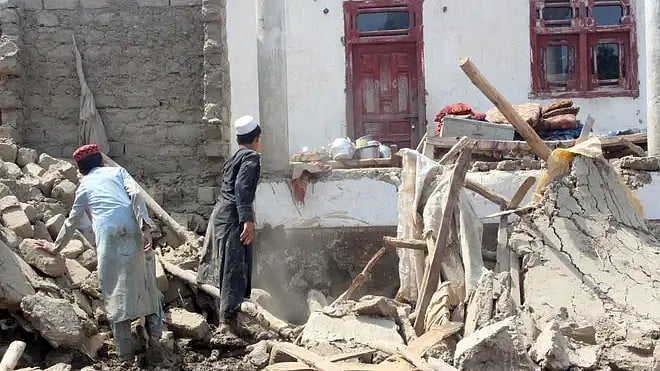 ஆப்கானிஸ்தானை புரட்டி போட்ட நிலநடுக்கம் : 600 பேர் பலி - 1500 பேர் படுகாயம்!