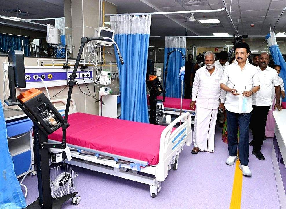 தமிழ்நாட்டில் இனி ‘நோயாளிகள்’ இல்லை! ‘மருத்துவப் பயனாளர்கள்’ தான்! : விரைவில் அரசாணை!