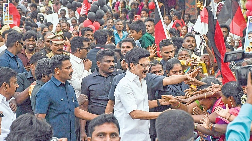 “தமிழ்நாட்டை தலைகுனிய விடமாட்டேன்!” :  ஓரணியில் திரண்டவர்களை உறுதியேற்க அழைத்த முதலமைச்சர் மு.க.ஸ்டாலின்!