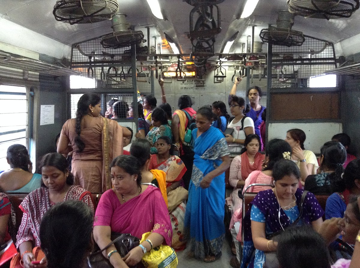 'முதலில் வருபவருக்கே முன்னுரிமை'... புறநகர் ரயில்களில் செல்பவர்களுக்கு முக்கிய அறிவிப்பு: தெற்கு ரயில்வே!