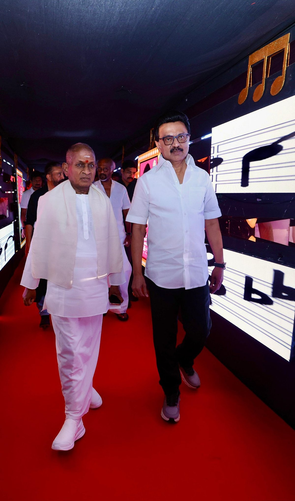 "இளையராஜா மொழிகளை, நாடுகளை, எல்லைகளைக் கடந்து, அனைத்து மக்களுக்குமானவர்"  முதலமைச்சர் ஸ்டாலின் புகழாரம் !