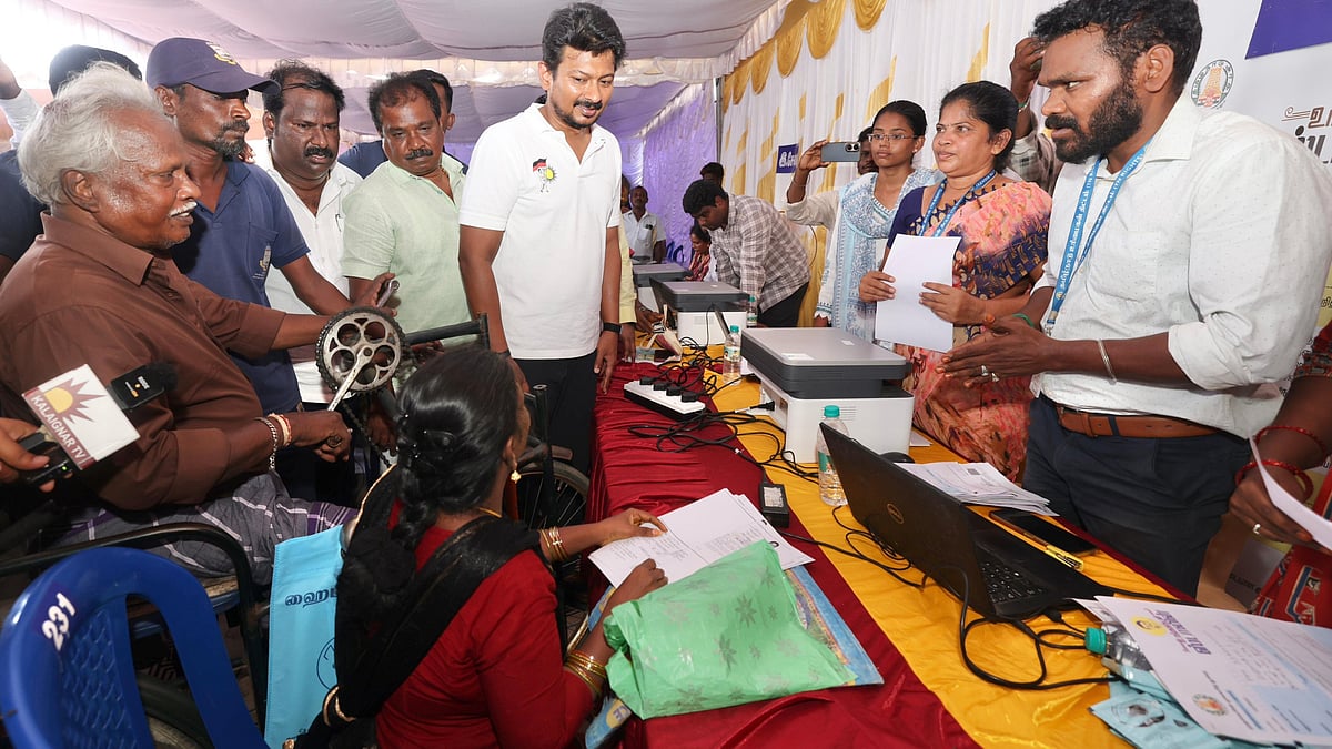“உங்களுடன் ஸ்டாலின்” முகாம்கள்! : நேரில் சென்று தீர்வுகள் வழங்கினார் துணை முதலமைச்சர் உதயநிதி ஸ்டாலின்!