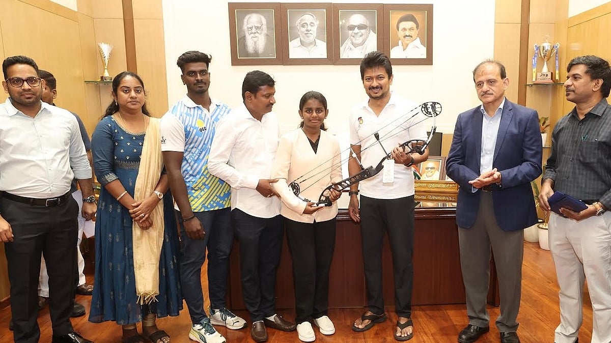 ரூ.23 லட்சம் : தமிழ்நாட்டு வீரர்களுக்கு நிதியுதவி வழங்கிய துணை முதலமைச்சர் உதயநிதி ஸ்டாலின்!