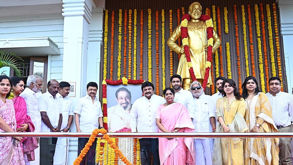 நடிகர் திலகம் சிவாஜி கணேசன் 98ஆவது பிறந்தநாள்! : முதலமைச்சர் மு.க.ஸ்டாலின் மரியாதை செலுத்துகிறார்!