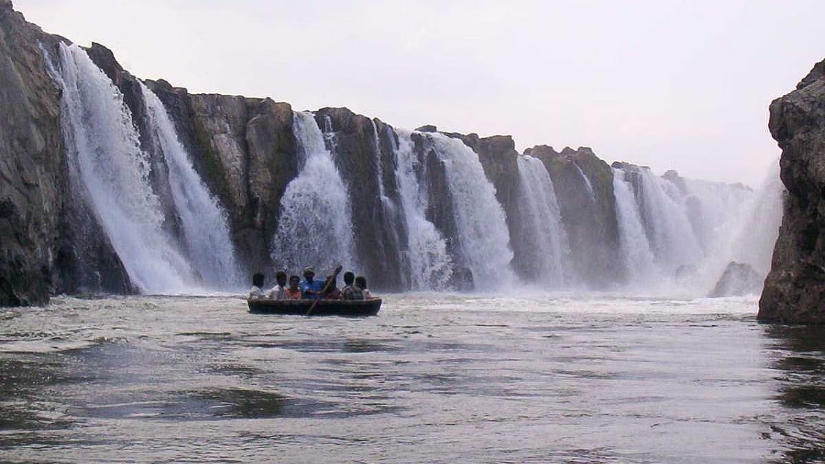 ஒக்கேனக்கல்  கூட்டுக்  குடிநீர் 3 ஆம் கட்டத் திட்டம் : 38.81  லட்சம்  மக்களுக்கு  குடிநீர்!