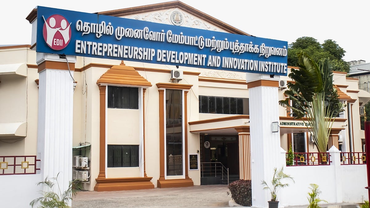 தொழில்முனைவோர்களின் உற்பத்தி பொருட்களை ஊக்குவிக்க e-marketplace... தமிழ்நாடு அரசு அசத்தல் அறிவிப்பு!