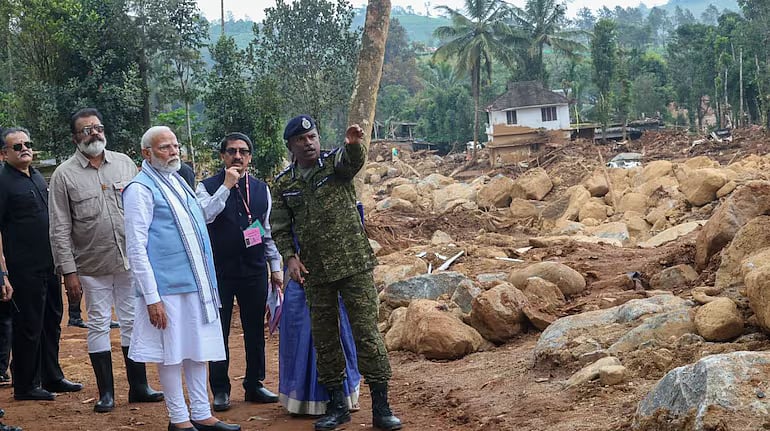 "மக்களுக்கு உதவ விரும்பவில்லை என்பதை வெளிப்படையாக சொல்லுங்கள்" - ஒன்றிய அரசை விமர்சித்த உயர்நீதிமன்றம் ! 