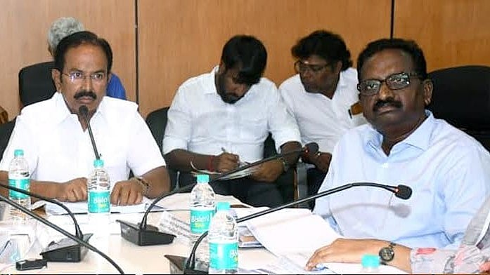 சுற்றுலா தொகுப்புகள் மூலமாக தமிழ்நாடு அரசுக்கு 2.37 கோடி வருவாய் : அமைச்சர் இரா.இராஜேந்திரன்  தகவல்!