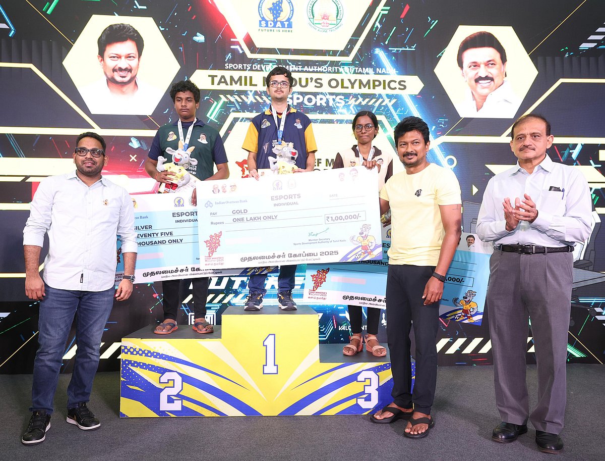 இந்தியாவிலேயே முதல்முறை... மின்னணு விளையாட்டு போட்டிகளை நடத்தி அசத்திய தமிழ்நாடு அரசு !