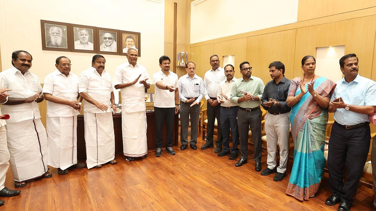 ரூ.18.1 கோடியில் பல்நோக்கு விளையாட்டரங்கங்கள்! : துணை முதலமைச்சர் உதயநிதி ஸ்டாலின் அடிக்கல் நாட்டினார்!