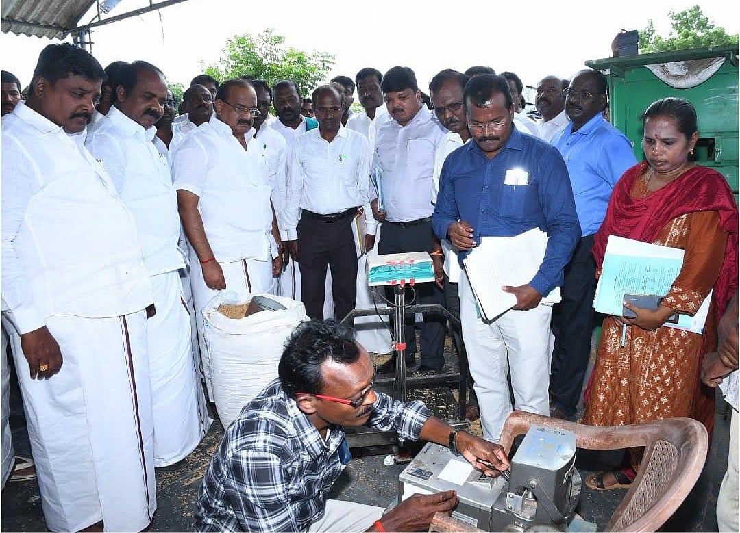 “இதுவரை 9.80 லட்சம் மெட்ரிக் டன் நெல் கொள்முதல்!” : நேரடி ஆய்வுக்கு பிறகு அமைச்சர் சக்கரபாணி தகவல்!