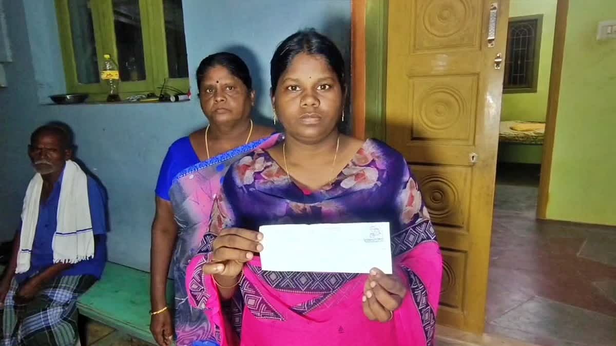 விஜய் அனுப்பிய ரூ.20 லட்சம் பணத்தை திருப்பி கொடுத்த பாதிக்கப்பட்ட பெண்!