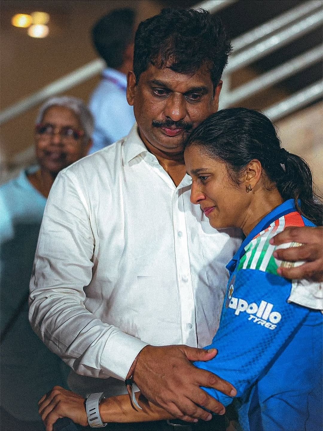 ஜெமிமா ரோட்ரிக்ஸ் : இந்துத்துவ அமைப்பினரால் விமர்சிக்கப்பட்டு, இன்று இந்தியாவே கொண்டாடும் சிங்கப்பெண் !