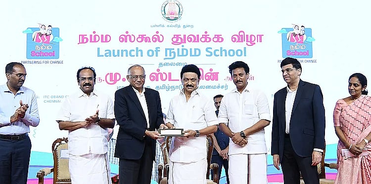 “ரூ.1,000 கோடி தொட்டது நம்ம ஸ்கூல் நம்ம ஊரு பள்ளி நிதி!” : நன்றி தெரிவித்த முதலமைச்சர் மு.க.ஸ்டாலின்!