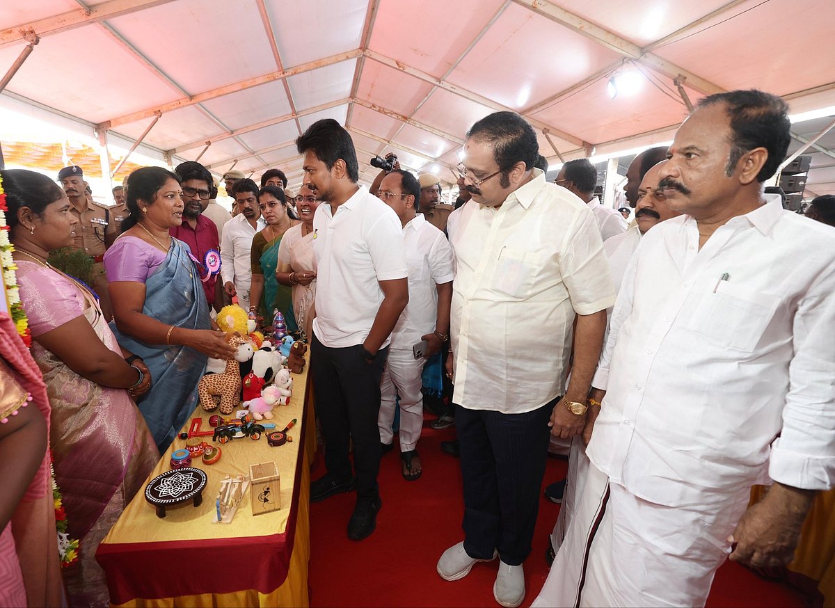 பேருந்து கட்டணம் இல்லை : மகளிர் சுயஉதவிக் குழுக்களுக்கு புதிய அறிவிப்பு வெளியிட்ட துணை முதலமைச்சர்!