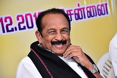 "குற்ற உணர்ச்சியே இல்லாமல் பொறுப்பற்று பேசுகிறார் விஜய்" - மதிமுக பொதுச்செயலாளர் வைகோ விமர்சனம் !