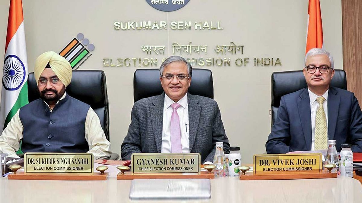 பா.ஜ.க.வும் தேர்தல் ஆணையமும் கூட்டாகச் சேர்ந்து செய்யும் சதி - அம்பலப்படுத்திய முரசொலி ! 