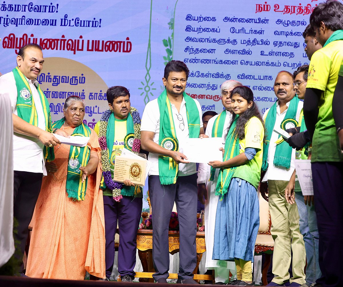 “தமிழ்நாட்டை பசுமை வழியில் அழைத்துச் செல்வோம்!” : துணை முதலமைச்சர் உதயநிதி ஸ்டாலின் அறிவுறுத்தல்!