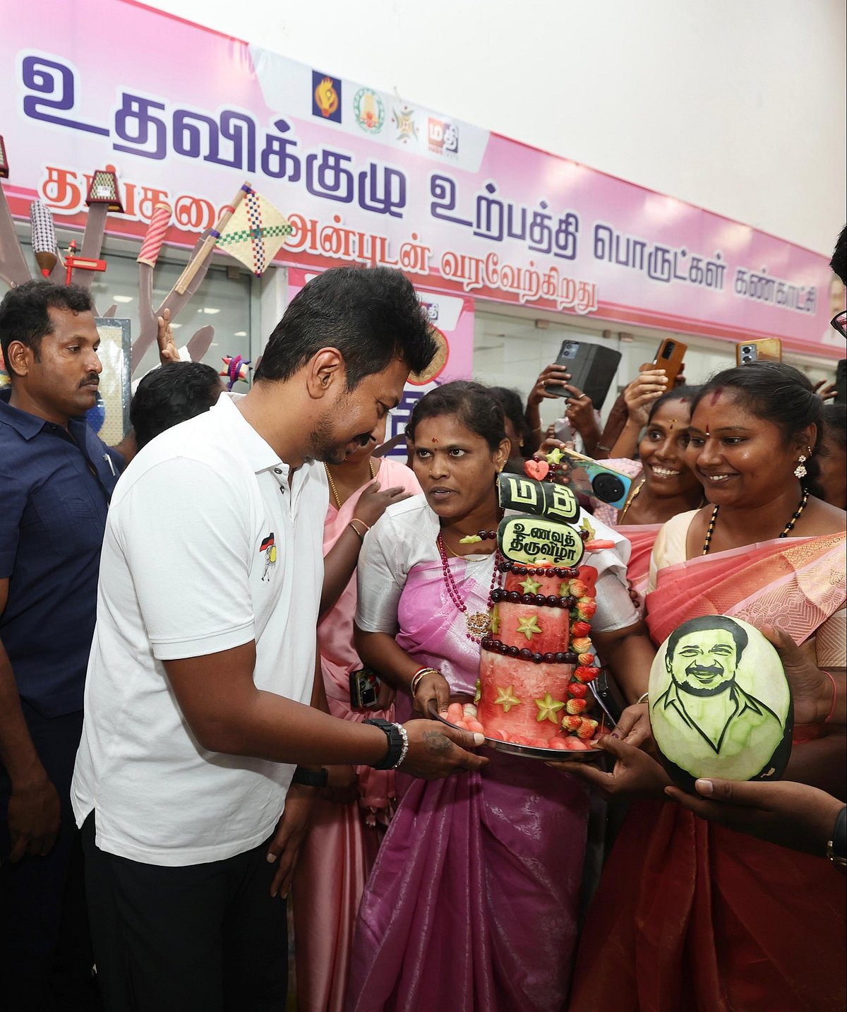 ”முதலமைச்சருக்கு தாய்மார்கள் எப்போதுமே பக்கபலமாக இருப்பீர்கள் என்று நம்புகிறேன்...” -துணை முதலமைச்சர்!