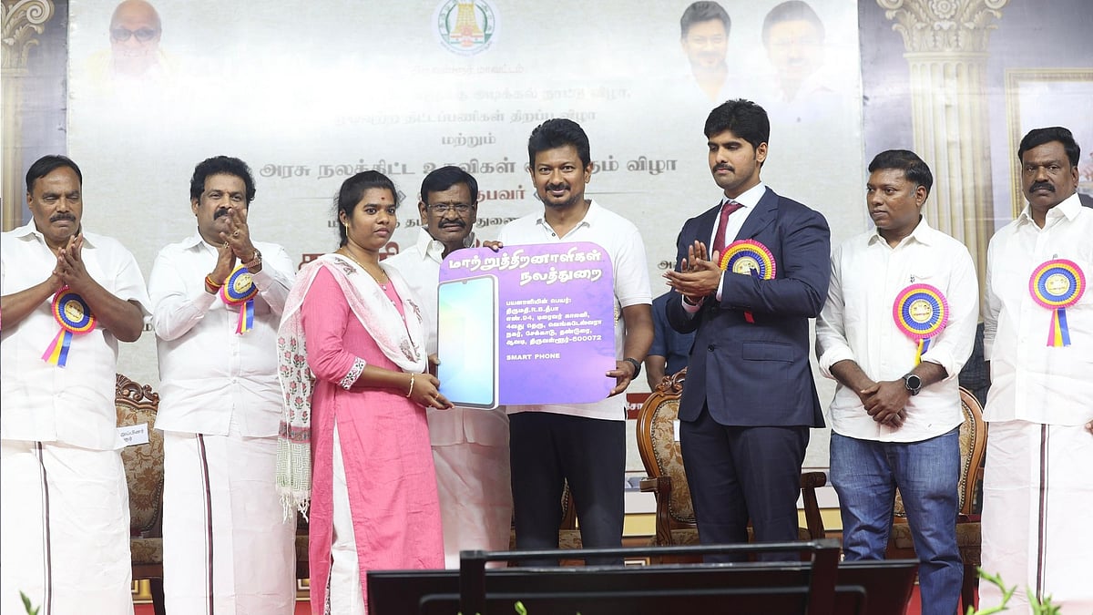 “தமிழ்நாட்டில் உணவுப் பஞ்சமே இல்லை என்ற நிலைமையை உருவாக்கியவர் கலைஞர்” - துணை முதலமைச்சர் உதயநிதி !