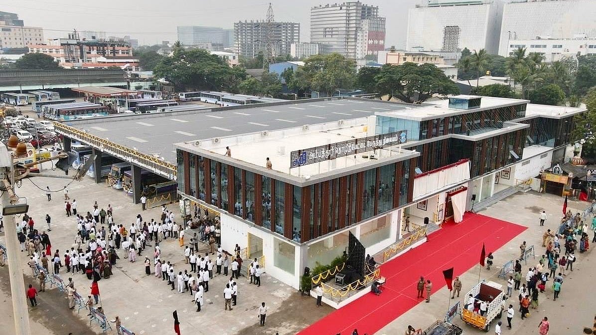 ரூ.11.81 கோடியில் அம்பத்தூர் தொழிற்பேட்டை பேருந்து நிலையம் திறப்பு! : முழு விவரம் உள்ளே!