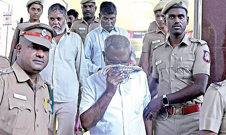 அதிமுக MLA கொலை வழக்கு : பவாரியா கொள்ளையர்கள் 3 பேருக்கு ஆயுள் தண்டனை !  