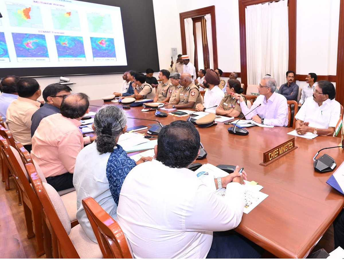 வடகிழக்கு பருவமழை : "அனைத்து துறைகளும் ஒருங்கிணைந்து பணியாற்ற வேண்டும்!"- முதலமைச்சர் அறிவுறுத்தல்!