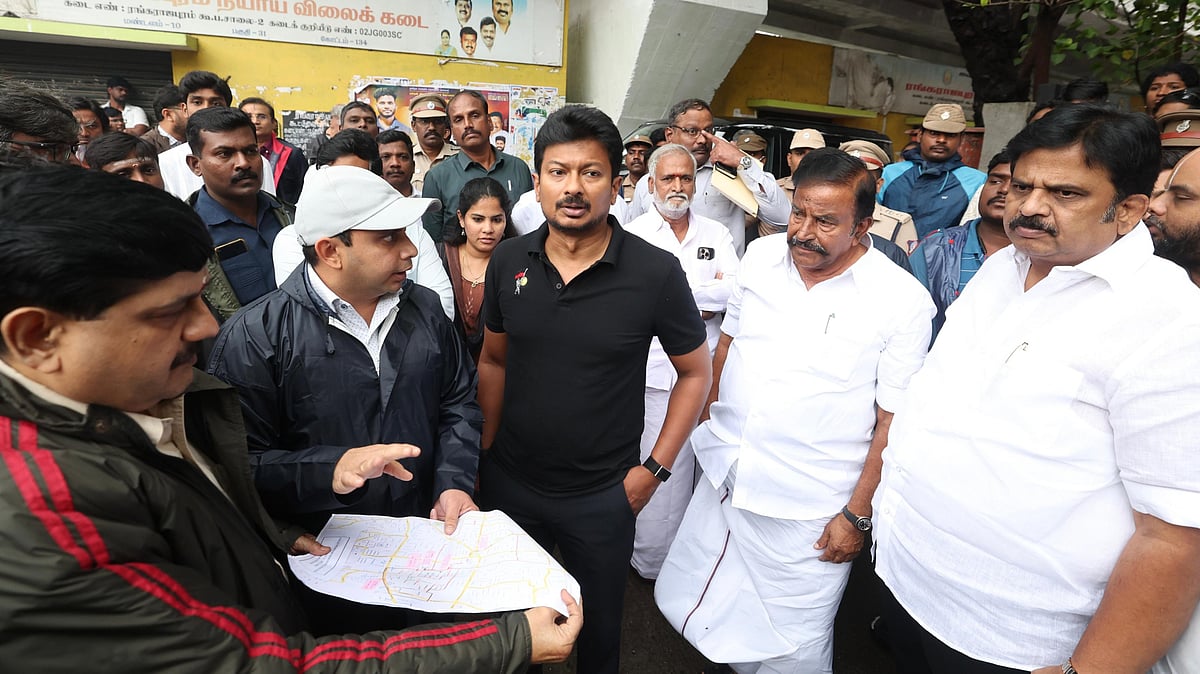 துரித நடவடிக்கைகளை மேற்கொள்ள வேண்டும் : அதிகாரிகளுக்கு துணை முதலமைச்சர் உதயநிதி அறிவுறுத்தல்!