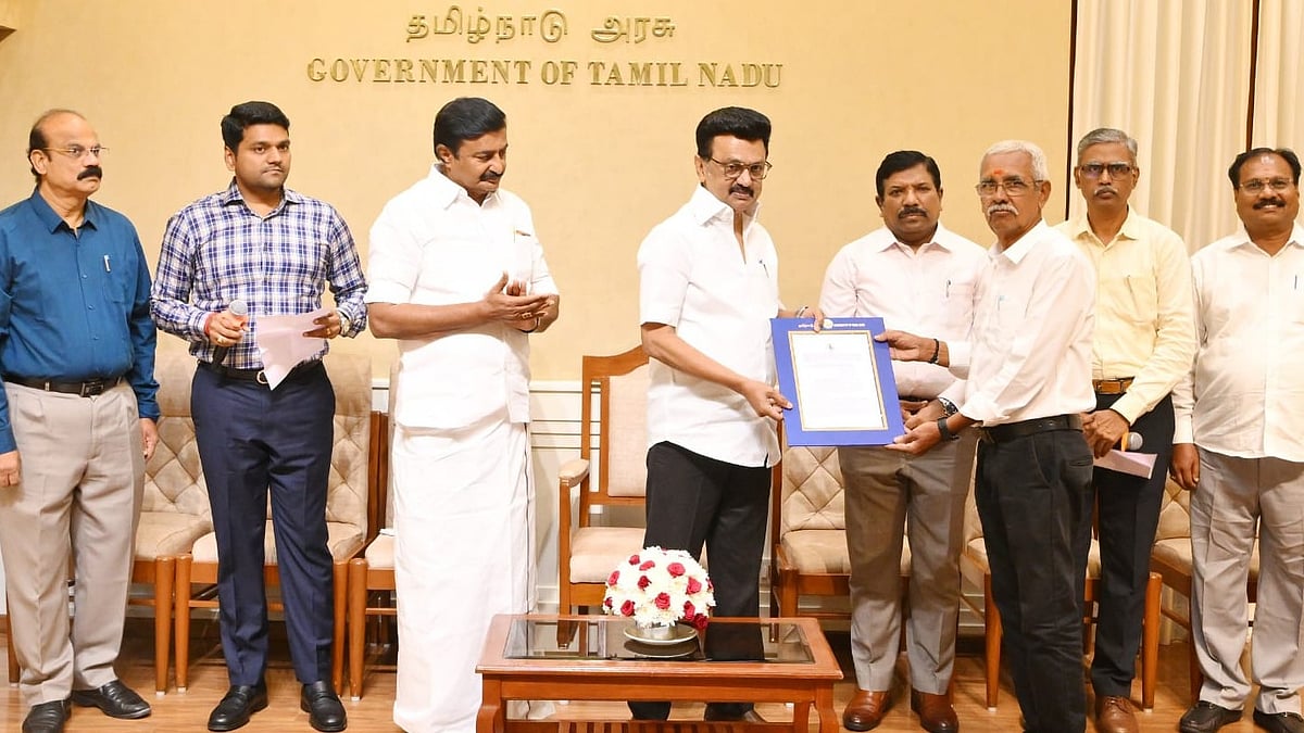 ஓய்வு பெற்ற பத்திரிகையாளர்களுக்கு மாதம் ரூ.12,000 ஓய்வூதியம் : ஆணைகளை வழங்கிய முதலமைச்சர் மு.க.ஸ்டாலின்!