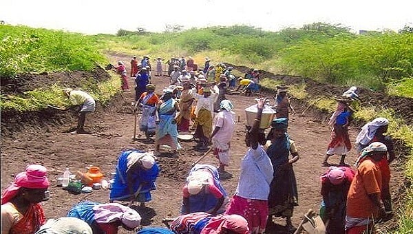 காந்தி பெயரை நீக்கதான் முடியும், இதை உங்களால் சிதைக்க முடியாது : முரசொலி தலையங்கம்!