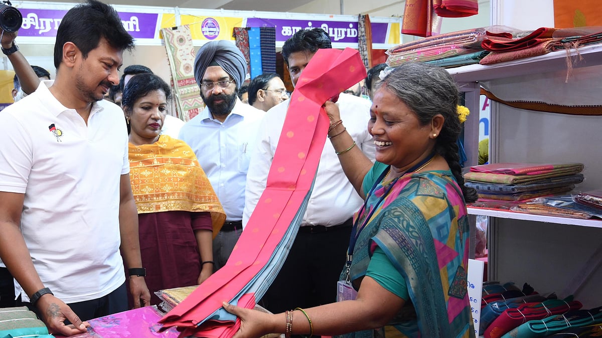 “சுய உதவிக்குழுக்களின் தயாரிப்பு பொருட்கள், இதுவரை சுமார் ரூ.690 கோடிக்கு விற்பனை!” : துணை முதலமைச்சர்!