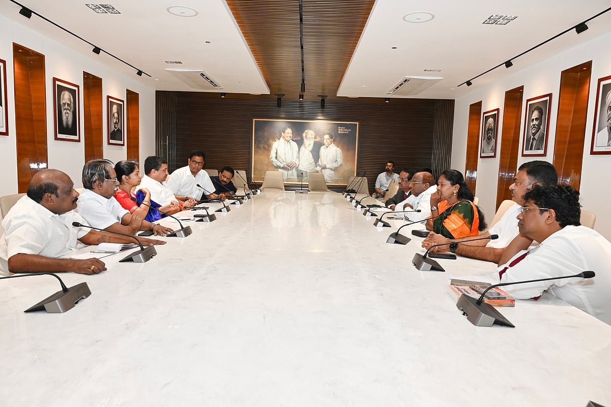 “தமிழ்நாட்டின் வளர்ச்சியே முதன்மையானது” : தி.மு.க தேர்தல் அறிக்கை குறித்து கனிமொழி எம்.பி பேட்டி!