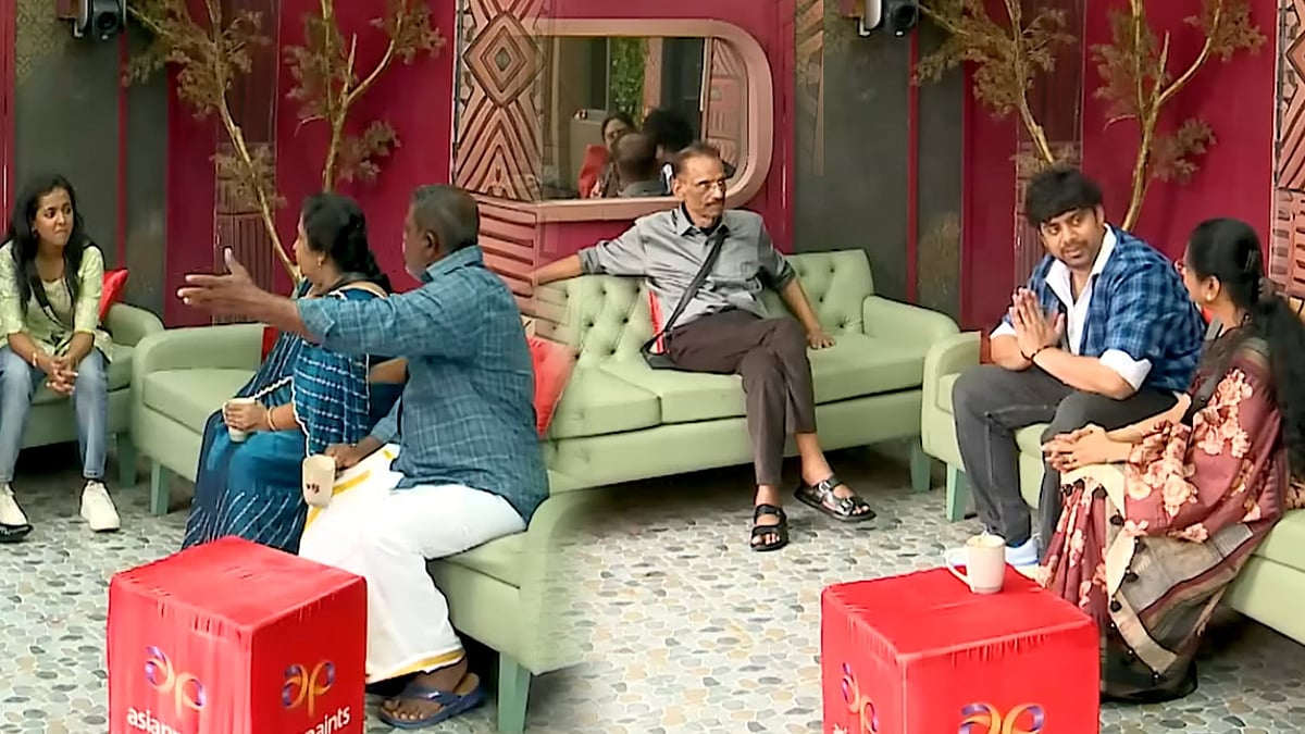 குடும்பத்தினர் வருகையால் குதூகலமான BB வீடு : பாரு-கமரு தனி தனியா game ஆடுங்க என்று அறிவுரை கூறிய நண்பன்! 