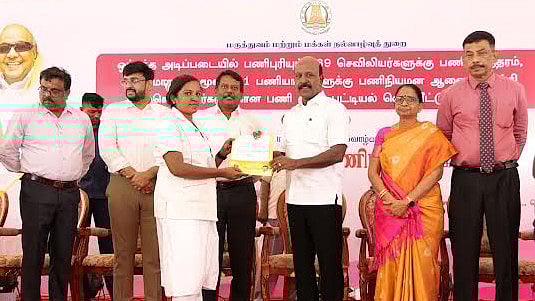 வாக்குறுதி கொடுத்த அடுத்த நாளே 169 செவிலியர்கள் பணிநிரந்தரம் : ஆணைகளை வழங்கிய அமைச்சர் மா.சுப்பிரமணியன்!