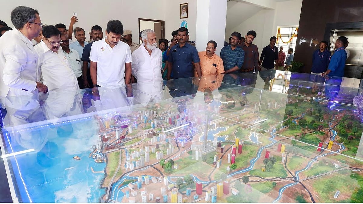 90 அணைகளை கண்காணிக்க :  ஒருங்கிணைந்த  மேலாண்மை மைய கட்டடத்தை திறந்து வைத்தார் துணை முதலமைச்சர் உதயநிதி!

