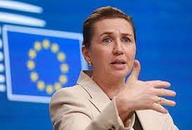 “கிரீன்லாந்து விற்கப்படுவதற்கான சொத்து அல்ல; அது மக்களின் உரிமை”: ட்ரம்ப்-க்கு டென்மார்க் பிரதமர் பதிலடி!