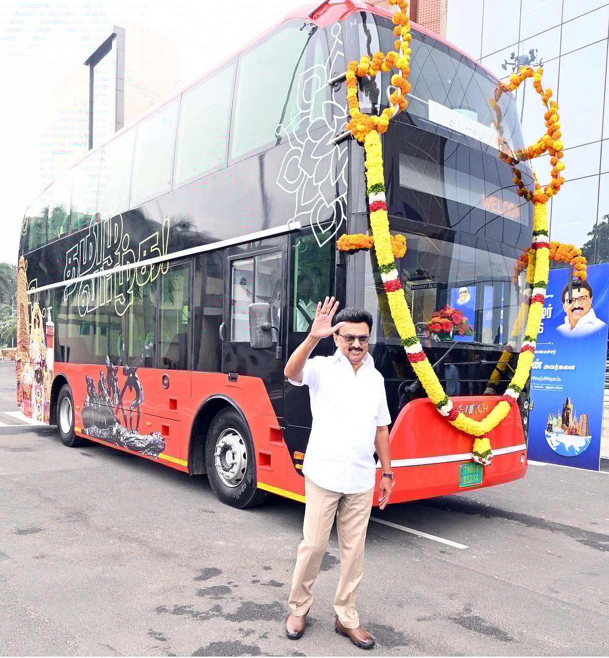 சென்னையில் இரட்டைத் தள மின்சார பேருந்து சேவை தொடக்கம்! : முழு விவரம் உள்ளே!