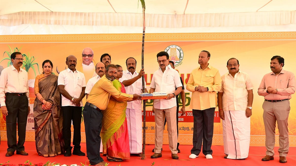 “ரொக்கமாக…நேரடியாக…ஒரு நொடியும் தாமதமின்றி!” : பொங்கல் பரிசு குறித்து அமைச்சர் பெரியகருப்பன் பெருமிதம்!