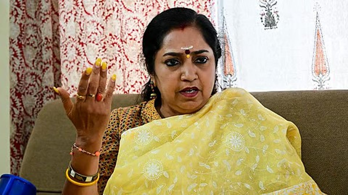 மீண்டும்... மீண்டும்...
இந்தியில் பதில் கடிதம் : ஒன்றிய அரசுக்கு தமிழச்சி தங்கபாண்டியன் கண்டனம்!  