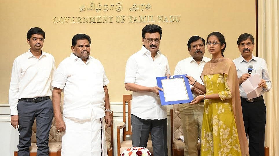 ரூ.118.42 கோடி மதிப்பீல் புதிய கட்டடங்கள் : 126 இளநிலை உதவியாளர்களுக்கு பணி நியமன ஆணைகள் - முதலமைச்சர்!